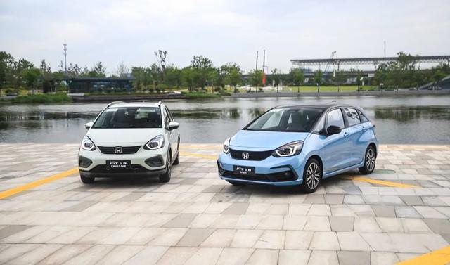 底盘/隔音/配置全面升级，自动挡8.18万起，全新一代飞度又要火了