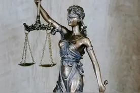 令人心动的offer 2，会让你选择法律专业吗？图片