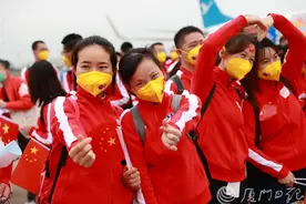 英雄凯旋！最高礼遇！厦门275名医疗队员回家！书记市长到机场迎接！图片