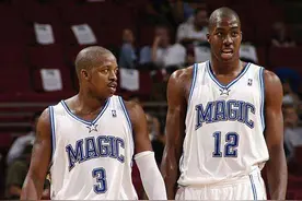 7图看霍华德肌肉进化史，一年比一年强壮，努力成就伟大图片