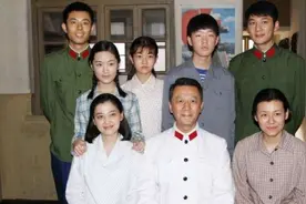 《信·中国》：蒋欣分享首位女拖拉机手，劳动年代的浪漫爱情故事图片
