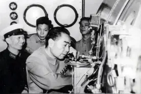1963年，中国万吨巨轮赴日时沉没，日媒称鱼雷袭击，周总理：彻查图片