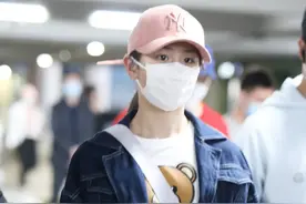 森碟长大了！12岁身高直追田亮，元气满满神似郑爽被赞“初恋脸”图片