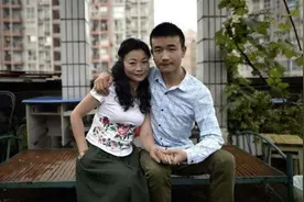 23岁小伙恋上46岁阿姨，认识2个月就闪婚，4年后现状如何？图片