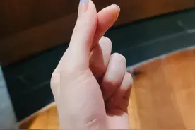 恋爱了？李溪芮和熊梓淇生日比心送祝福，女方被爆是双性恋？图片