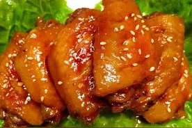 超市里那么多“冷冻鸡翅”哪来的？离职员工说出真相，别再被骗了图片