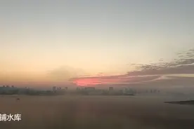 月亮月亮你别睡，督察的人他还未归图片