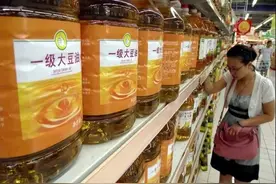 同样是豆油，一级二级和三级四级区别大，搞懂了再买不吃亏图片