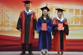 考研成功后去见导师，是否要带见面礼，高校教授说出这些规矩图片