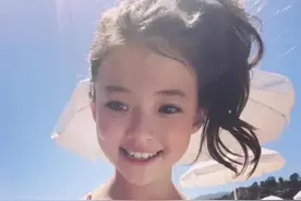 12岁“性感”女孩走红，身材堪比成年人，性早熟问题引人深思图片