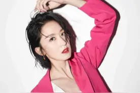 张雯亮丽修长身材，小女生真性情展露无遗，流露出轻熟女优雅大气图片