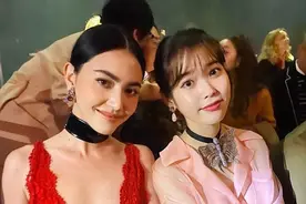 性感面前可爱一文不值，泰国热巴Mai同框IU，红色蕾丝内衣太性感图片
