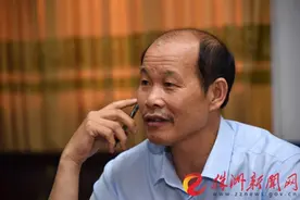 “能人”陈友平：拖着残腿，带领乡亲走出一条致富路图片