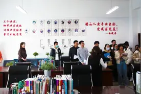 【品牌民校】哈尔滨德强高中：最美办公室，遇见最美的德强教师！图片