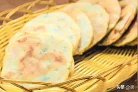 玉米面这样做最好吃，简单家常的玉米面饼，又香又软，吃不够图片