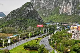 【桂林塔】对晚霞的眷恋与执着！图片