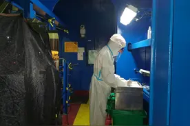 随船回国海员与在国外生活的归国人员疫情防控风险不同图片