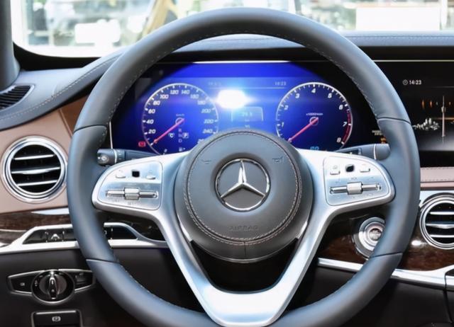 新奔驰S350L 5月份正式上市！换装3.0T V6缸动力，香不香？