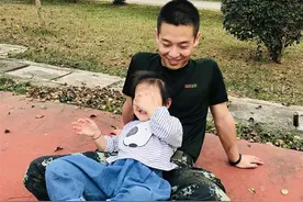 在这个特殊的日子，聆听军娃军爸温暖的表白图片