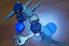 你有忘记带钥匙，差点进不了门的情况吗图片