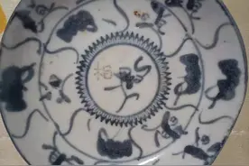 清代青花盘珍品赏析图片