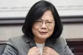 牵着不走打着倒退？台湾当局叫嚣“死战到底”解放军战机赴台护法图片