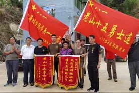 老山15勇士李国文烈士，85岁母亲白发苍苍：请放心，我生活很好图片