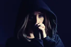 老人得了癌症后，希望他们早点死的儿女，都是什么心理？图片