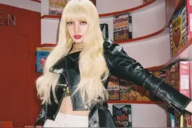 Lisa ​​​​造型百变，可辣可甜图片
