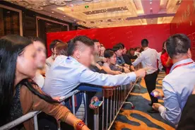 视高，我还能再抢救一下图片