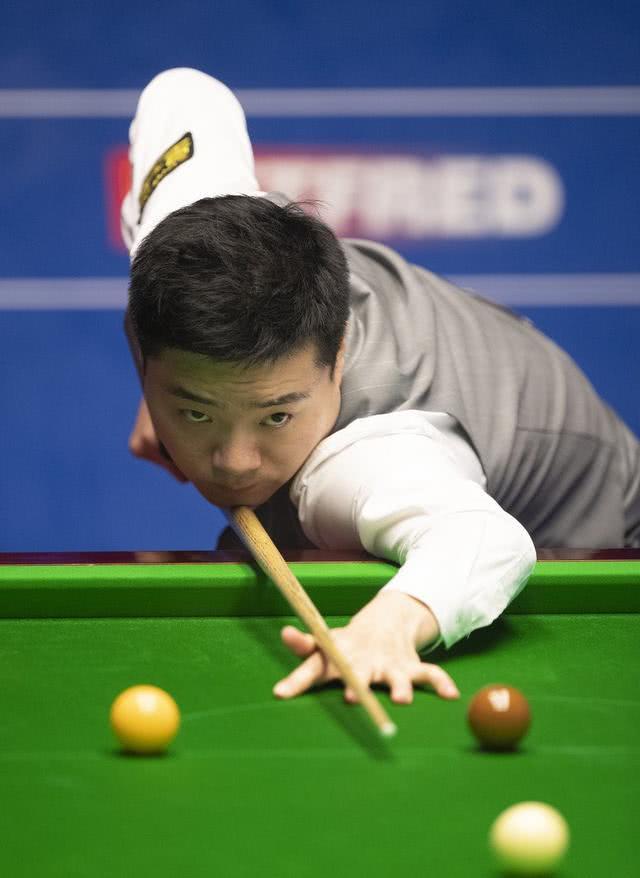 丁俊晖简介(丁俊晖神童到东方之星1年5冠) - 常德体育网