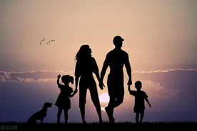 妈妈强势，父亲懦弱，这种家庭关系，是如何影响孩子性格发展的？图片