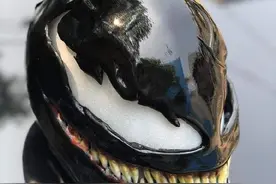 提高回头率，毒液摩托头盔 ​​​​图片