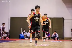 八大新星，四重门派！CBA后卫盛世，突然就来了...图片
