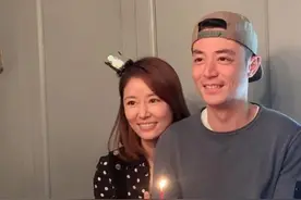 高甜！霍建华把爱藏于心底，十年不敢表白林心如！从朋友修成夫妻图片