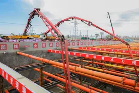 西安奥体中心配套向东路下穿灞河隧道进入大干快上阶段图片
