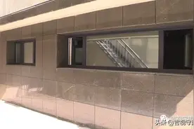 买房“承诺”落地窗，验房时竟变成了“小气窗”？图片