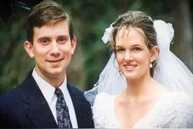 美国男子结婚六周年失踪，夹克半年后浮出河面，17年后真相大白图片