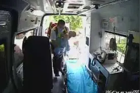 浙江1岁男童在自家卫生间玩耍 不慎栽进水桶溺亡图片