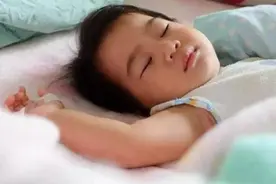 英国《卫报》显示：孩子如果没有睡午觉的习惯，记忆力会减退图片