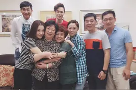 《外来》黄菲：昌盛街最美媳妇，爱时尚追求自由嫁《战狼2》导演图片