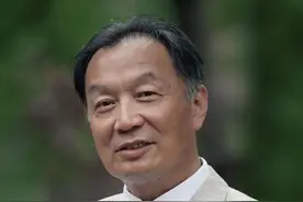 上世纪80年代，中国爆发两次通货膨胀，根本上是因为太透明了图片