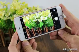 美国人民掏出手机，却突然发现无法使用拍照功能，到底发生了什么图片