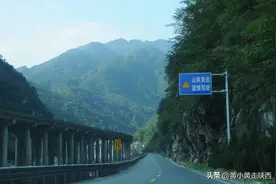 开车翻越秦岭去汉中，不走高速走国道，路上风景竟然这么好图片