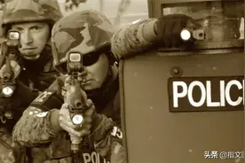 特警作战：特警部队单兵防弹装备图片