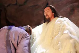 无崖子布下珍珑棋局，其实只为等两个人，理想人选根本就不是虚竹图片