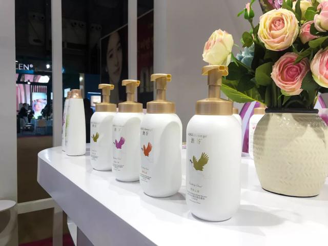 探索自然科学的美肤力量，澳谷携新品玩出新花样