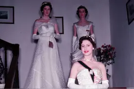 玛格丽特公主34岁生下女儿，圆脸龅牙长相普通，比母亲自律幸福图片