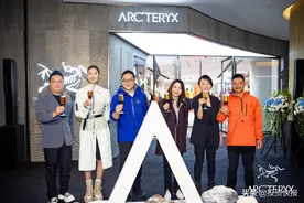 消费者首选的高端户外运动品牌——始祖鸟正式落座顶级商圈图片