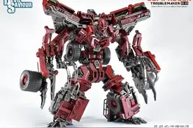 Devil Saviour DS03 超载和 孩之宝变形金刚SS-66 Overload超载图片